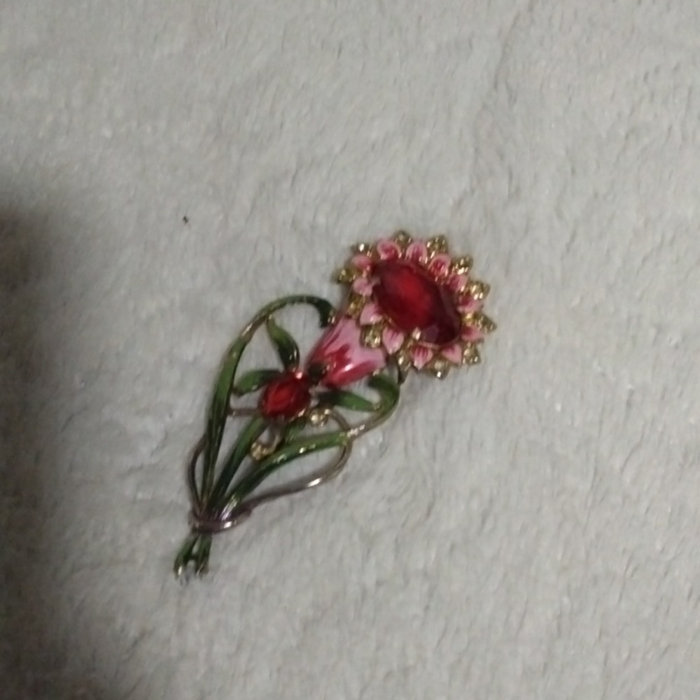Brooch